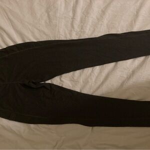 woman dark gray leggings
